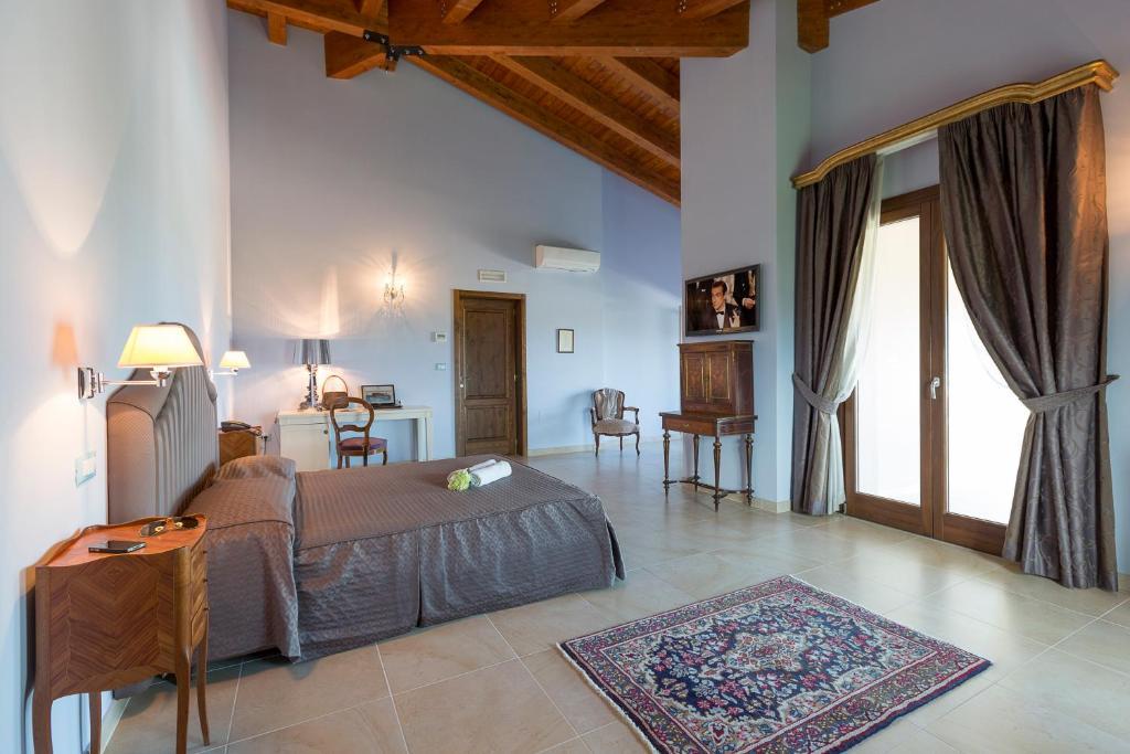 Casale Santa Maria Country House Mosciano SantʼAngelo Exterior foto